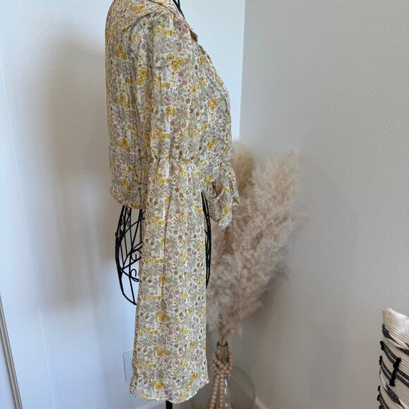 Emory Park Yellow Floral Sheer Tie Front Long Sleeve Cropped Blouse Small - Picture 4 of 9